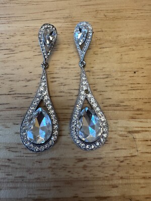 Twinkle Pear & Round Cut Cubic Zirconia Tear Drop Long  Bridal Pierced Earrings