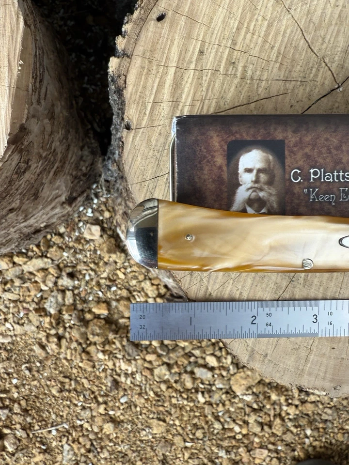 Cuchillo trampero grande marca Case Family imitación labio dorado perla 1997 sin usar, en caja Foto 2 de 4