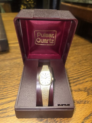 #ad Pulsar Quartz Women#x27;s Watch Stainless Steel Back $30.00