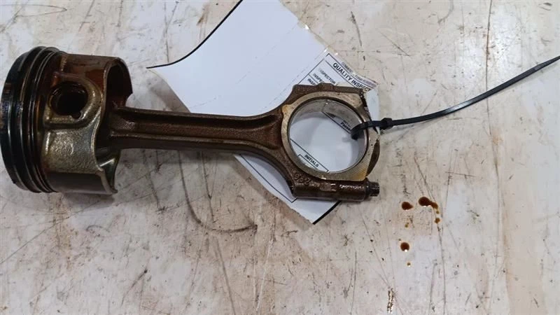 Buick Encore One Single Piston  2013 2014 2015 2016 - Image 2 of 4