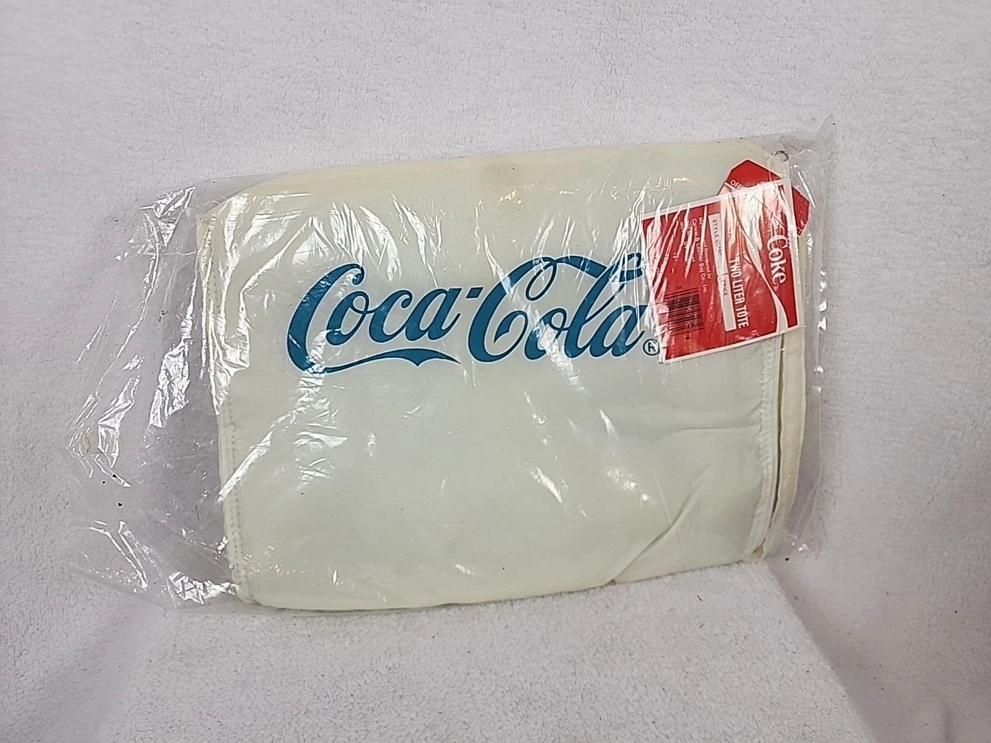 VTG RARE Coca Cola Two Liter Tote Cooler Soft Vinyl White W Teal Blue Lettering!