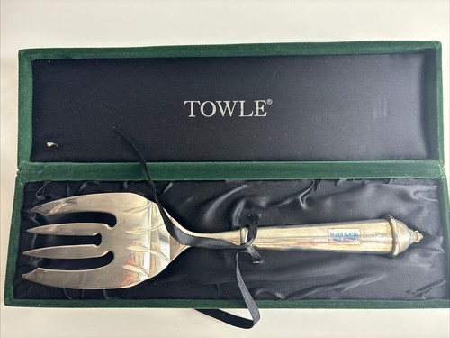 Vintage Towle Silver Plated 10" Serving Fork - Picture 2 of 6