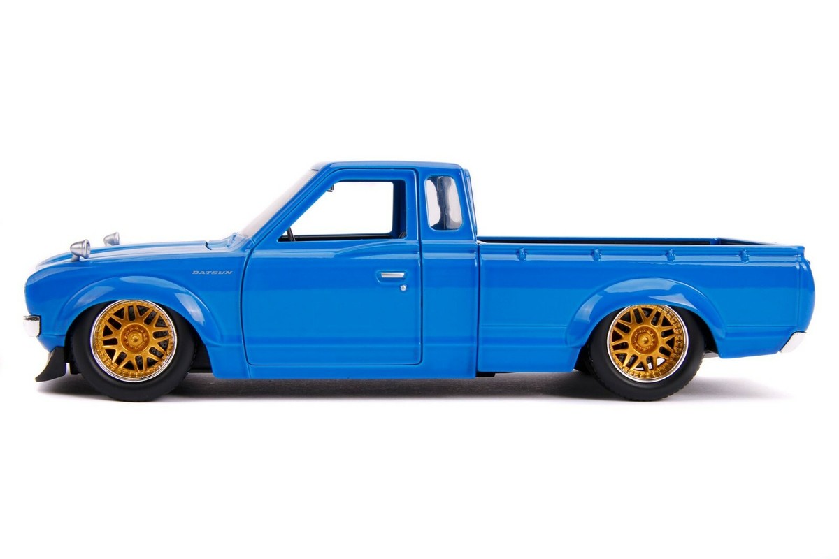 JADA JDM TUNERS 1972 DATSUN PICKUP TRUCK BLUE 1:24 DIECAST MODEL