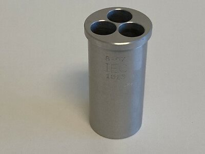 B6: IEC 1016 (12/83) 136.0gms Centrifuge Bucket