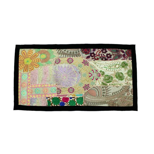 Tapisserie murale indienne faite main : patchwork de sari