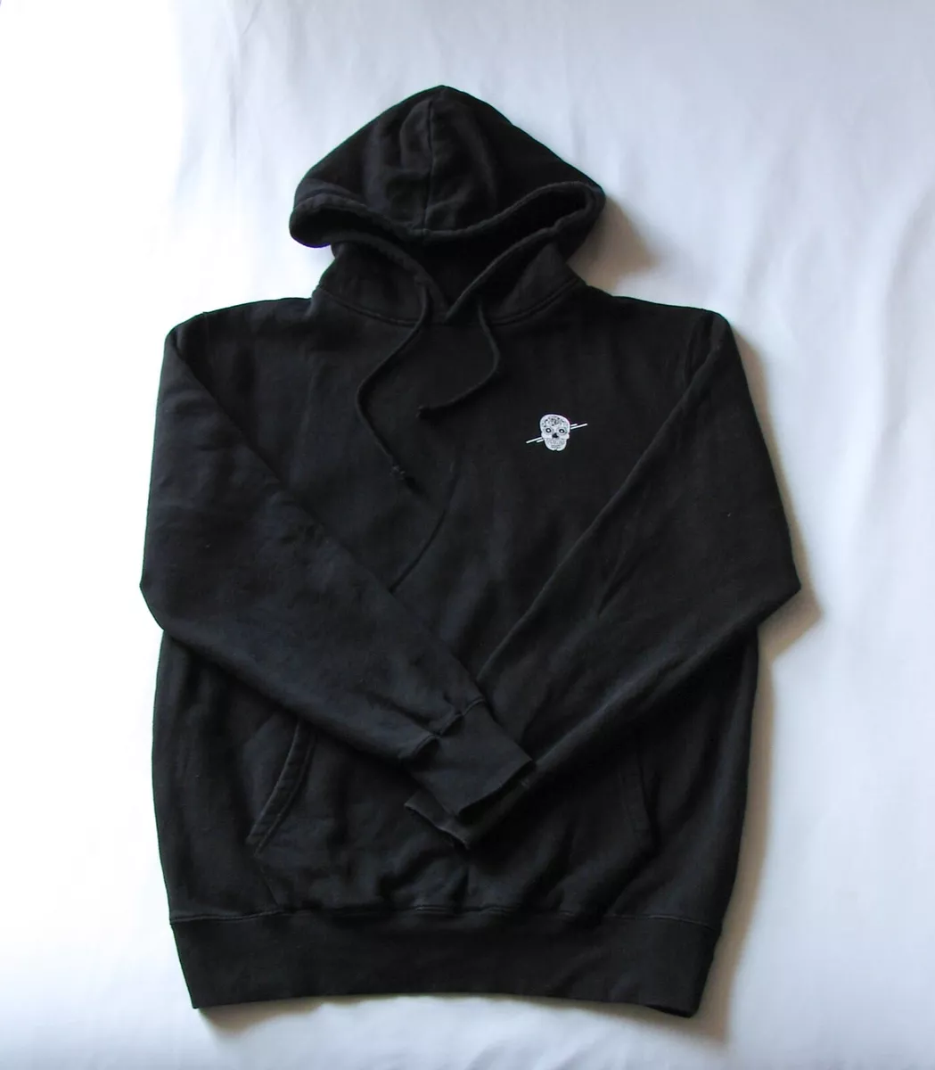 Suspicious sweater online