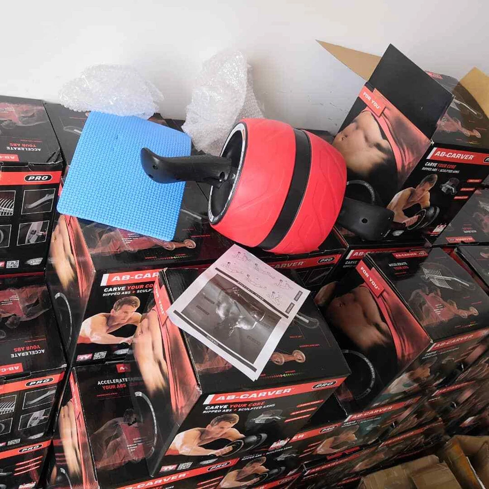 Rodillo abdominal para entrenamientos básicos Fitness Like a Pro ROJO viene con una rodillera. Foto 3 de 4