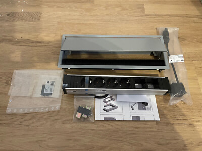 Bachmann Set (Coni) Tischsteckdosenleiste 4fach mit 2 Modulplätzen und 2x USB