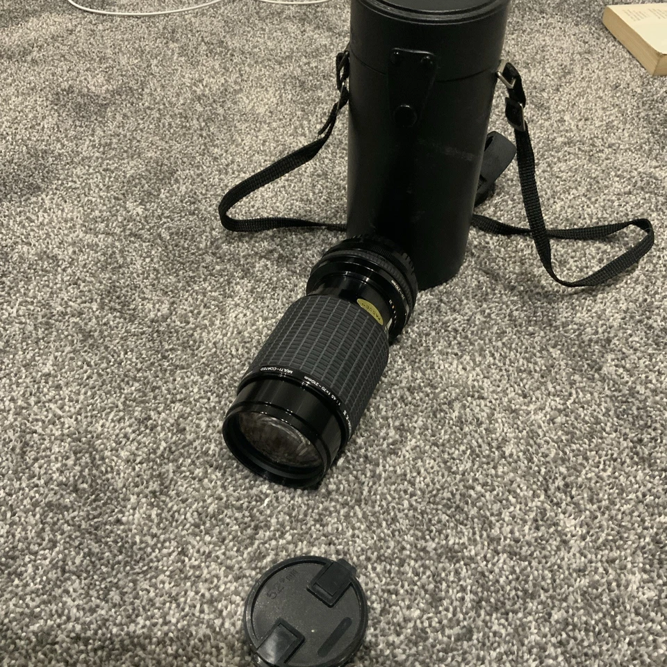 Sigma 70-210mm f4.5 Zoom K II MC Konica Mount Lens with Caps, Filter and Case - Image 2 of 4