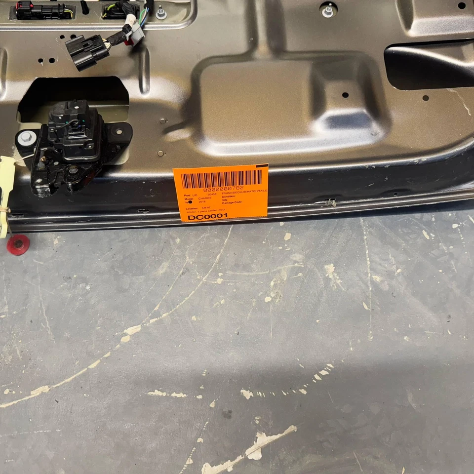 Dodge Charger 2015-2023 puerta tapa maletero cámara gris menos bisagras Foto 2 de 4