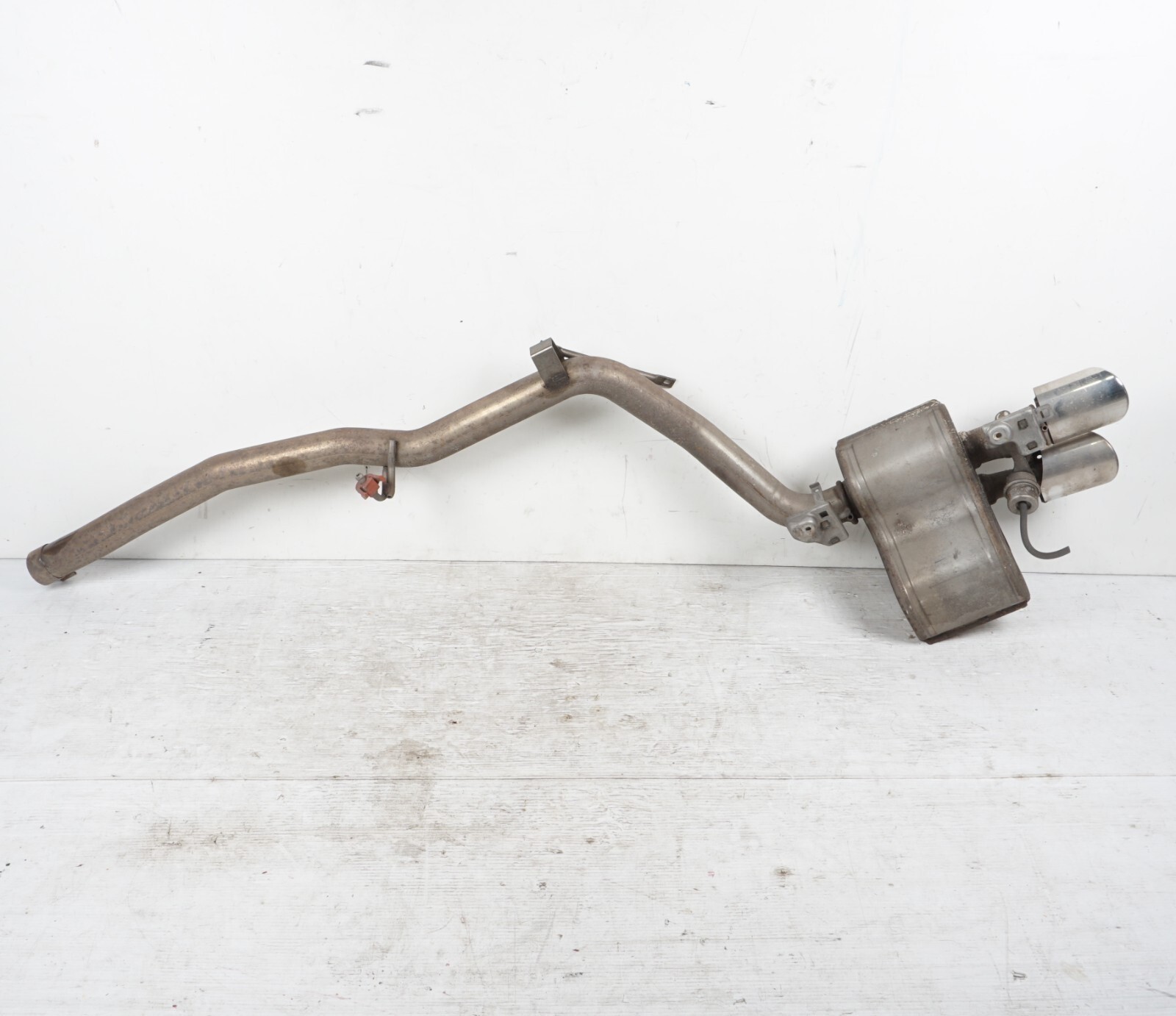 2014-2017 Maserati Ghibli 3.0L Exhaust Pipe Muffler Left Driver Side OEM 51K