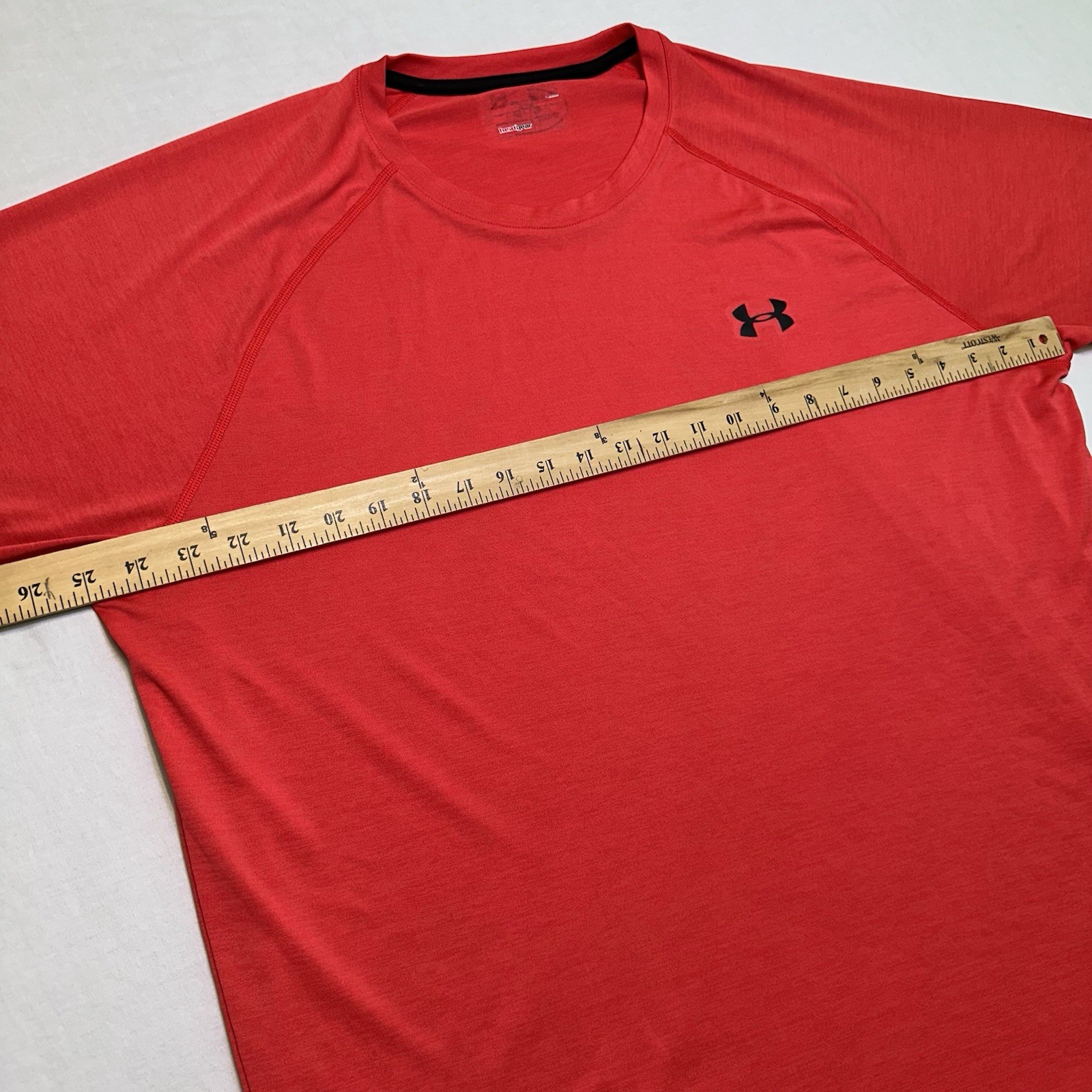 UNDER ARMOUR HEATGEAR-Red Perform.Poly, Mens Athletic/Fitness T.Shirt-(XL) thumbnail 7