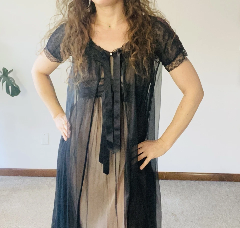 VINTAGE Two Piece Peignoir Set Black & Red Dress & Robe XS / Small Petite Goth - Image 2 of 4