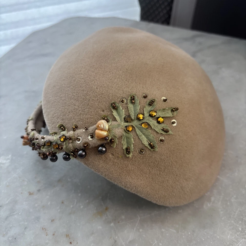 Cuerpo de sombrero estilo boina francesa de la década de 1920 diseñado por Phil Stramm hecho en Francia Foto 3 de 4