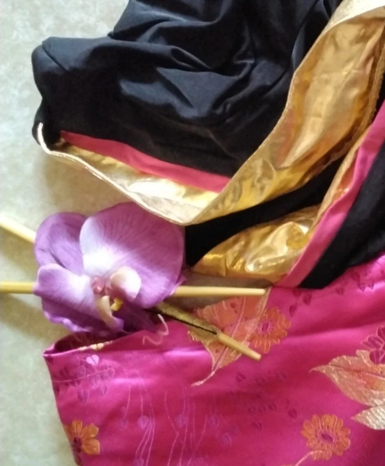 Sexy Geisha Clam Costume  Dreamgirl  Japanese Small - Image 3 of 4