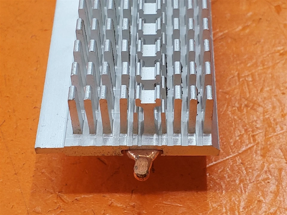 ⭐️⭐️⭐️⭐️⭐️ AIO Heatsink SOCKET FM1 FBNZA011010 - Image 4 of 4