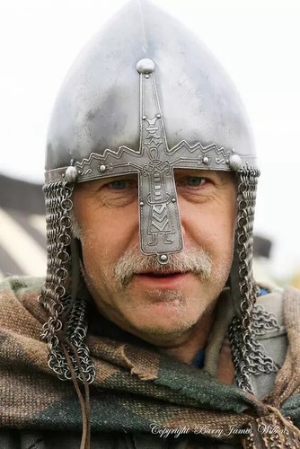 Casque Viking Masqué Avec Mailles - Acier Médiéval Reproduction Décorative