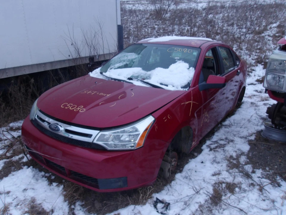 Used Engine Coolant Reservoir fits: 2010 Ford Focus  Grade A - Image 2 of 4