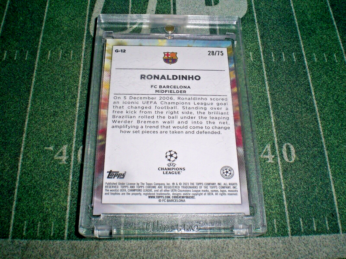 2022-23 Topps Chrome UEFA Club Competitions - Golazo Ronaldinho #G