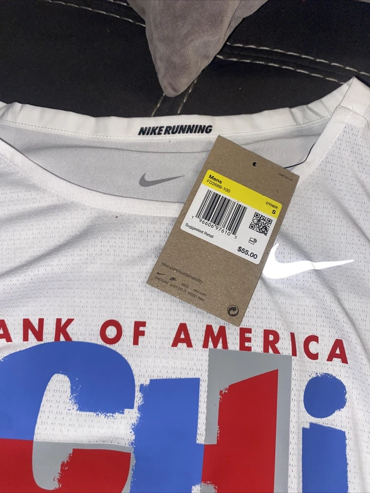 Nike Men’s SM Chicago Marathon 2023 Rise Running shirt - Limited Edition - Image 2 of 4