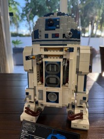 LEGO STAR WARS 10225 R2-D2 Used 100% Complete W/ Manuals