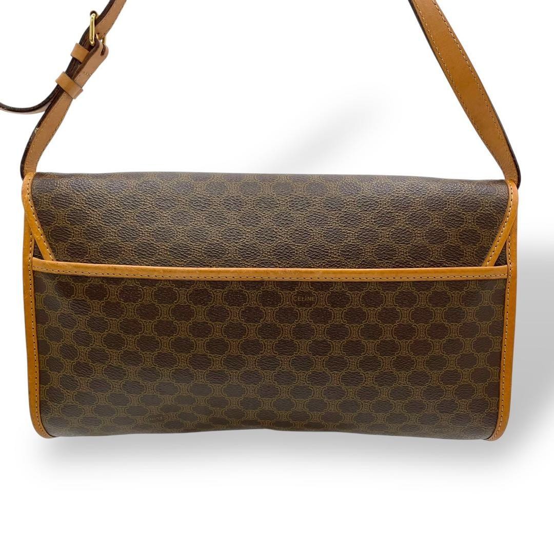 Beautiful Condition Rare Model Celine Shoulder Ba… - image 4
