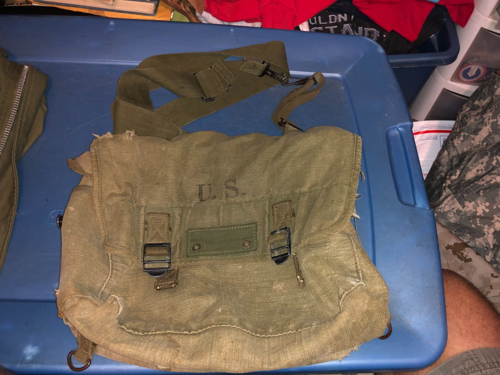World War II US Army MUSSETTE Combat Bag with Strap Dated 1944
