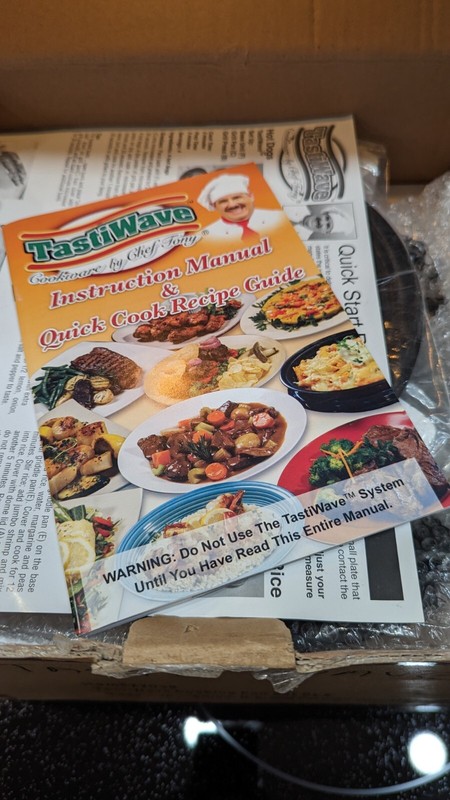 Tastiwave Cookware By Chef Toni Microwave Cooking W/Recipe Book Instructions NEW