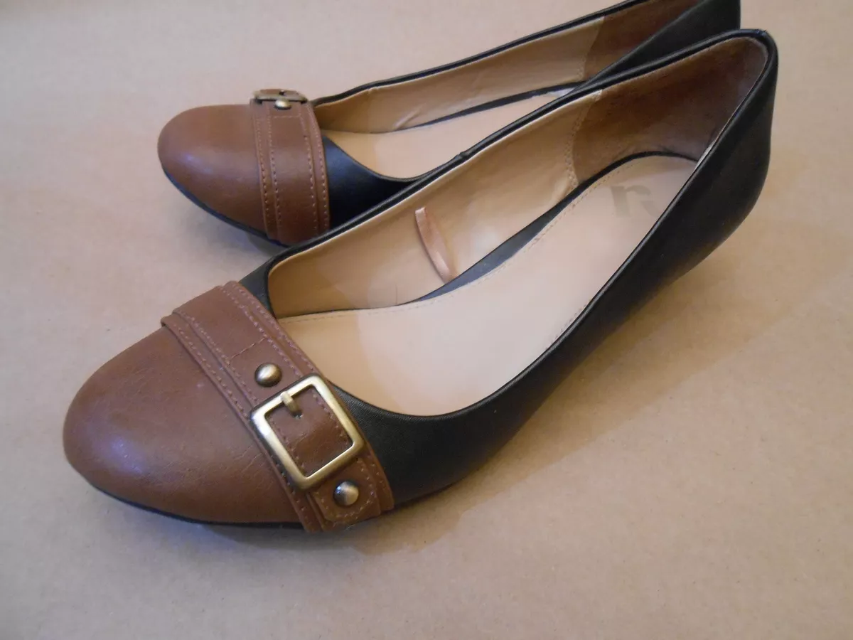 R report shoes clearance