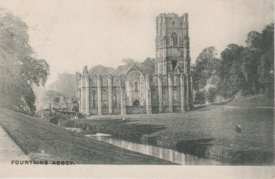 FOUNTAINS ABBEY, YORKSHIRE - GENERALANSICHT S/W POSTKARTE  