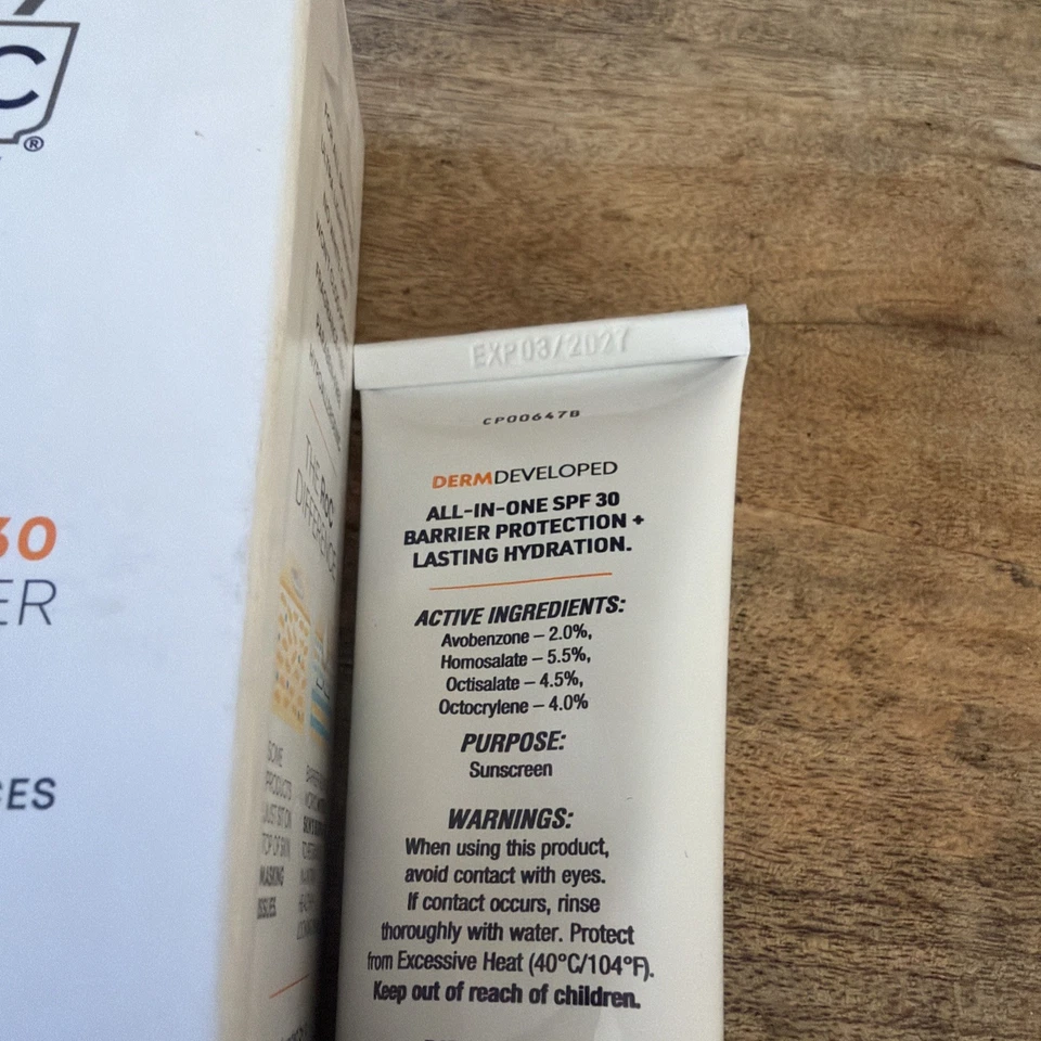 Crema hidratante RoC Barrier Renew AM SPF30 2,5 FL OZ, caducidad 3/27 Foto 4 de 4