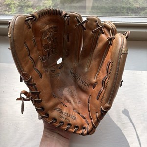 Mizuno World Win Glove for sale | eBay