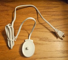 Braun Oral-B Type 3757 Electric Toothbrush Trickle Charger Base White U.S.A.