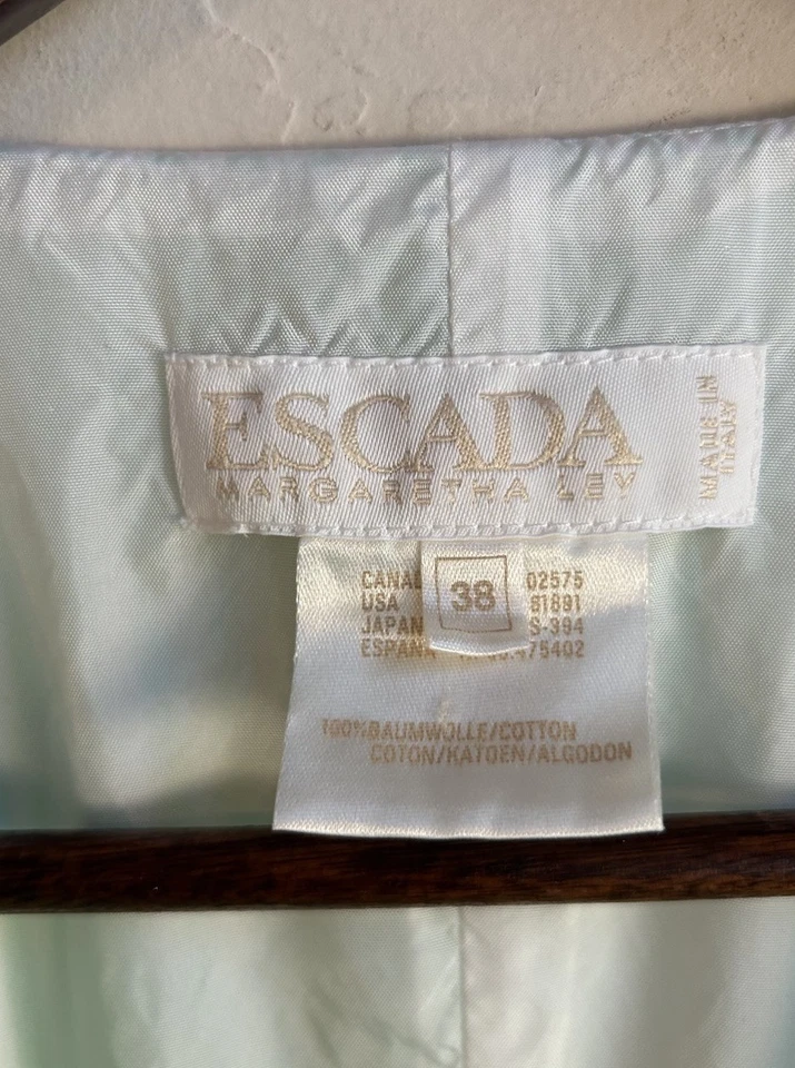 Винтажный жилет на пуговицах Escada 38 Seersucker в полоску как новый зеленый опрятный старые деньги - Изображение 3 из 4