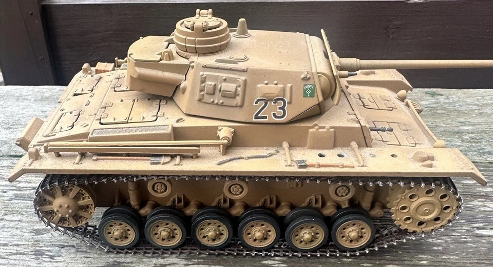 21ST CENTURY TOYS GERMAN DESERT CAMPAIGN TANK - Image 4 of 4