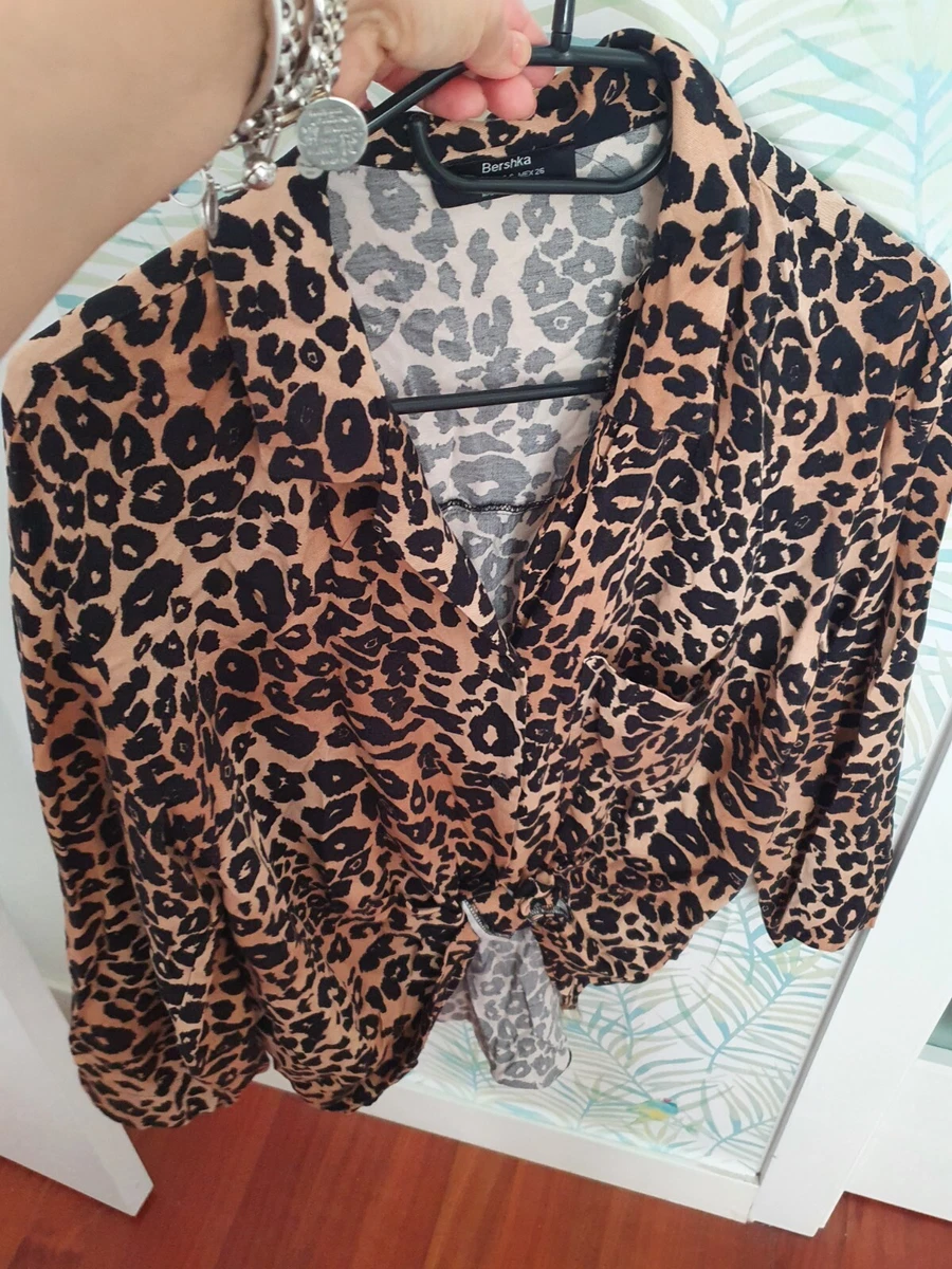 Blusa leopardo bershka sale