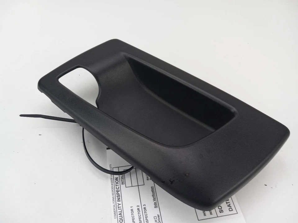 2006 CADILLAC CTS REAR LEFT INTERIOR DOOR HANDLE TRIM COVER Foto 3 de 4