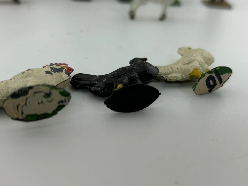 LOTE DE COLECCIÓN DE 18 - Figuras de Gran Bretaña LTD y Lincoln Troncos Lead Barnyard Farm Foto 3 de 4