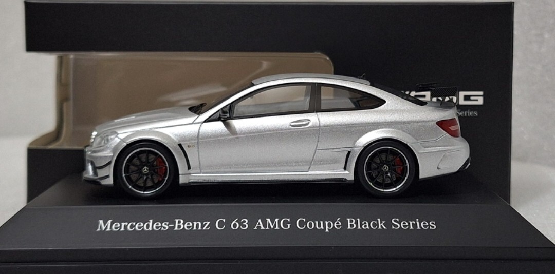 Mercedes-Benz C63 AMG Coupe W204 6.2 V8 Black Series 2014 Mercedes-Benz C63 AMG Coupe W204 6.2 V8 Black Series 2014
