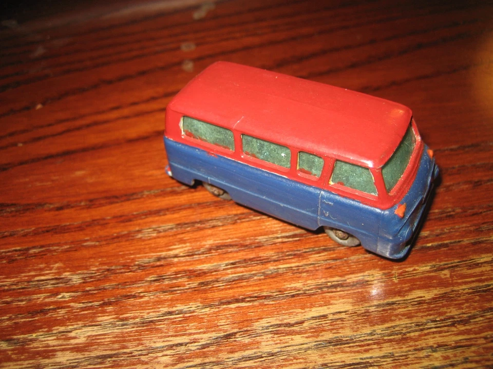 Lesnay Matchbox et divers trois vehicules miniatures etat correct - Photo 3/4