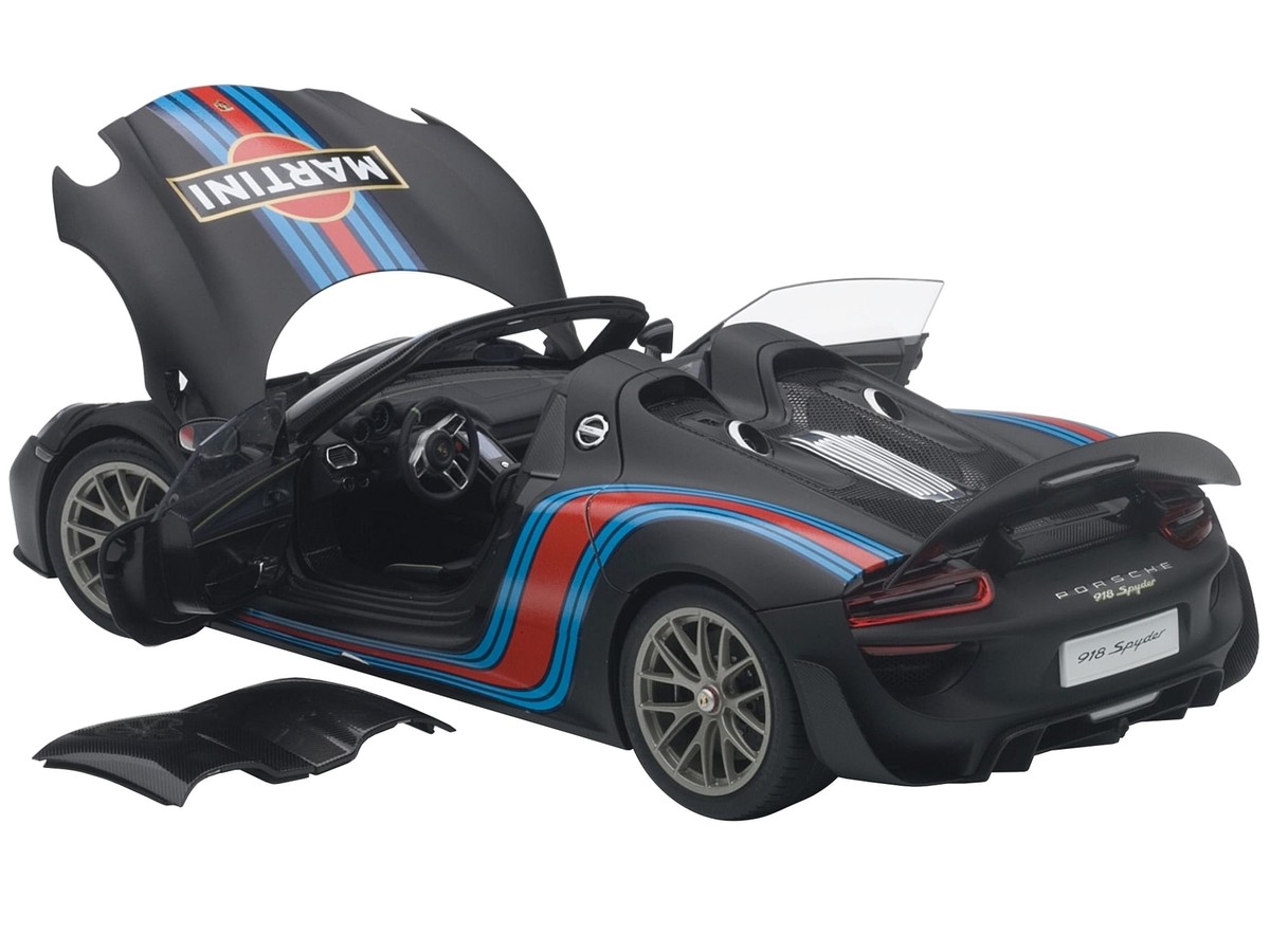 ポルシェ 918スパイダー 1/18 ブラック マルティーニ Porsche 918 Spyder Weissach Package Black/ Martini Livery