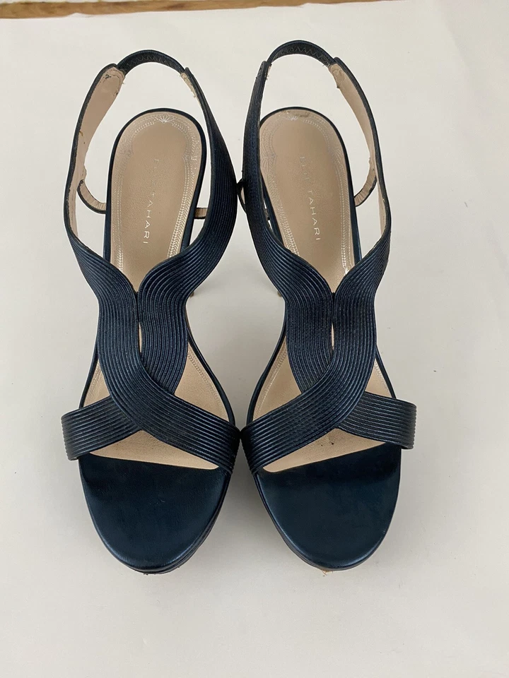 Elie Tahari Cleopatra Platform Heels - Изображение 2 из 4