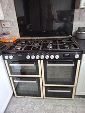 NEW WORLD RANGE COOKER (DUEL FUEL) APPROX 2 YEARS OLD!!