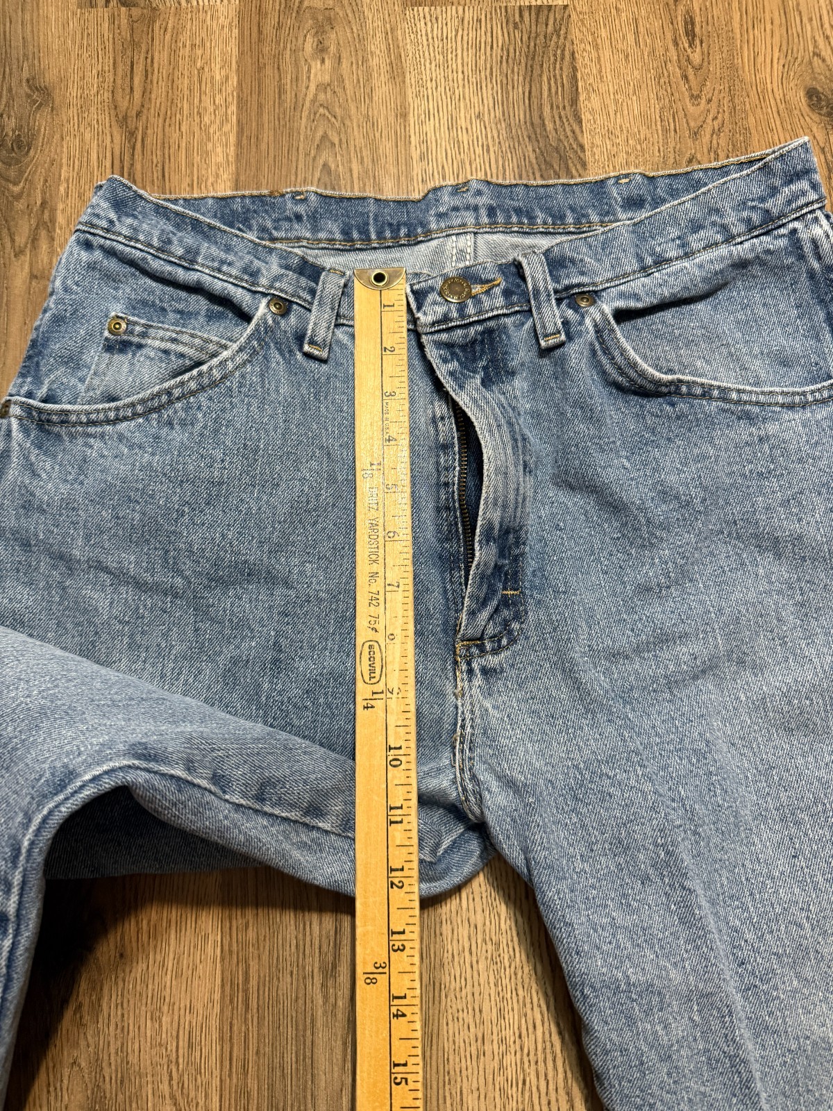 Wrangler Jeans, Men's Size 34x30, Blues, Denim, Straight Leg, Pockets thumbnail 9