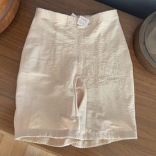 Vintage VANITY FAIR Long Leg Girdle Shorts Garters Panty Style Sz S Shapewear