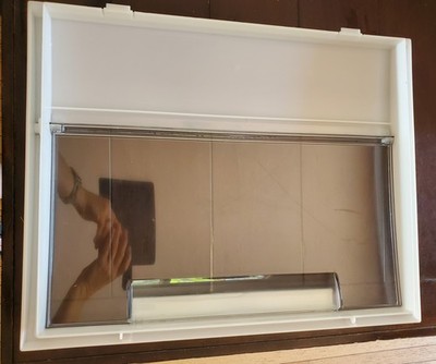 Sub-Zero Under Counter Refridgerator ID-24F Crisper Cover