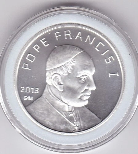 POPE FRANCIS I 2013 VATICAN CITY - ONE OUNCE FINE SILVER ROUND IN CAPSULE