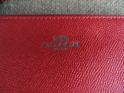 NEW COACH CORNER ZIP WRISTLET WALLET F21070 METALLIC RED $75