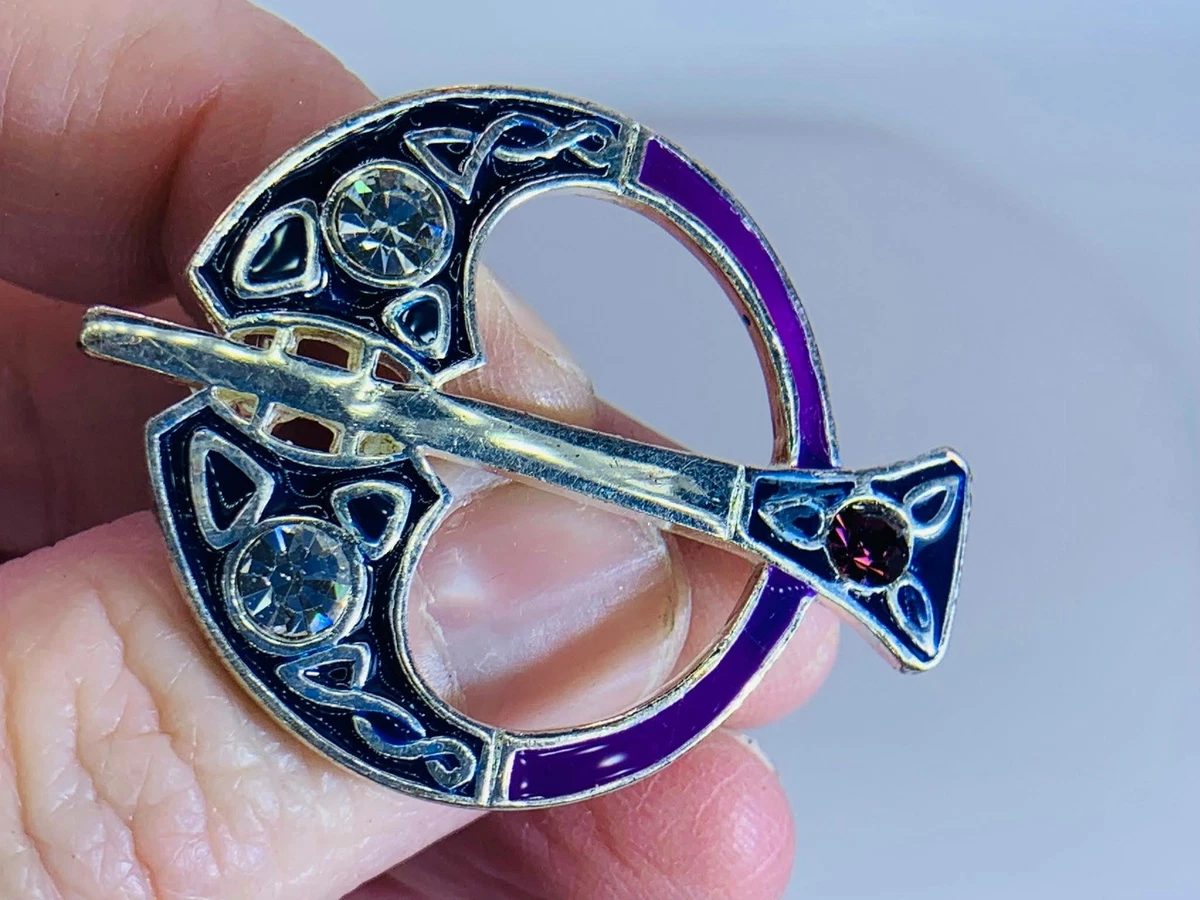 Vintage kilt hotsell pin