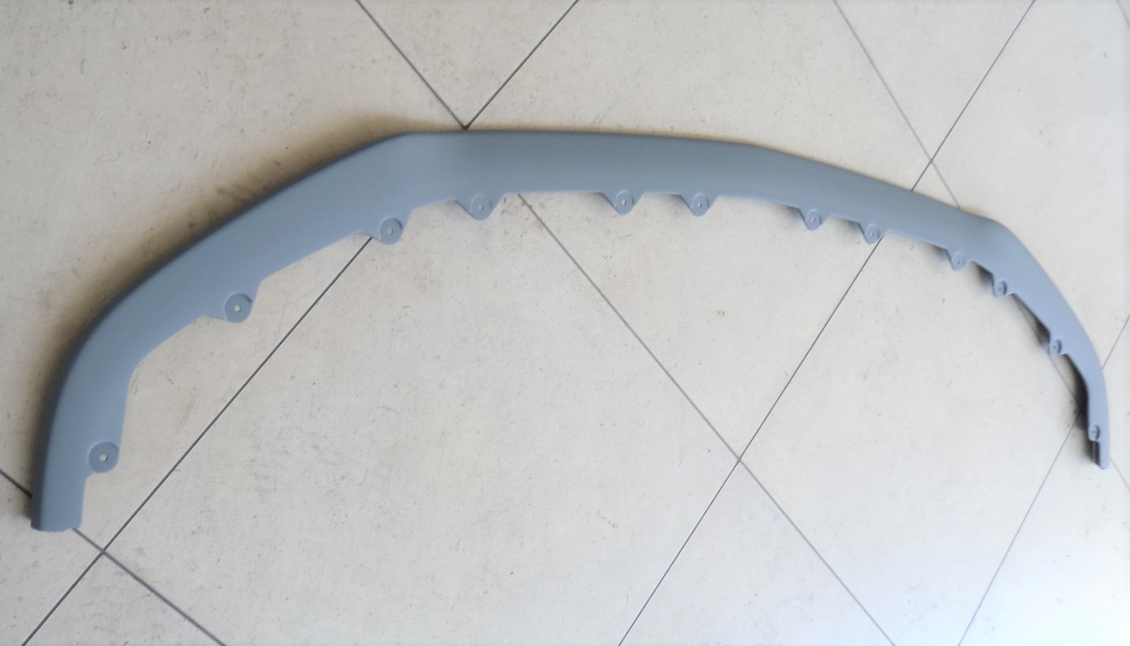 2020-2022 Bentley Continental GT front Bumper Spoiler Lip Trim 3SD071609A OEM